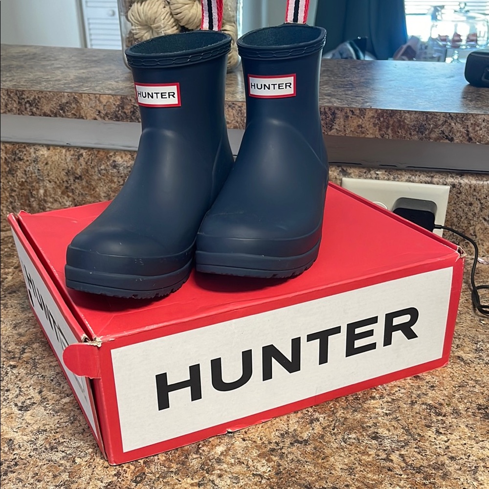 Hunter Navy Rain Boots